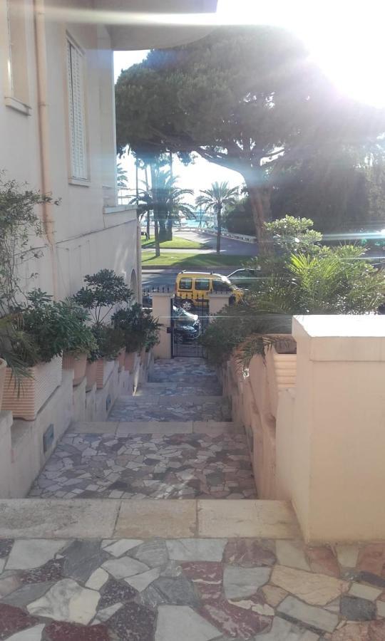 Nice Flat With Terrace On The Croisette Cannes Exterior photo